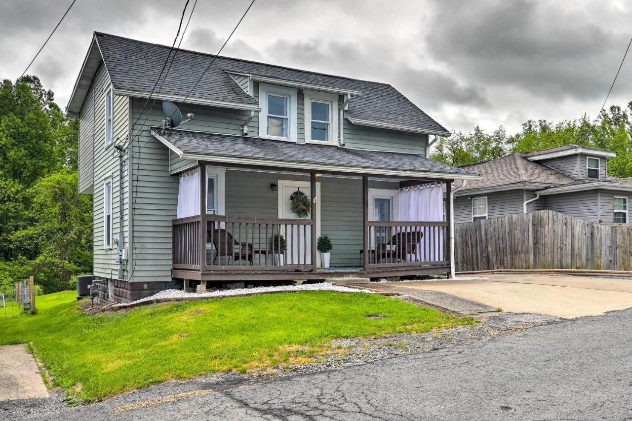Morgantown Home With Deck About 2 Mi To Wv University! Екстериор снимка
